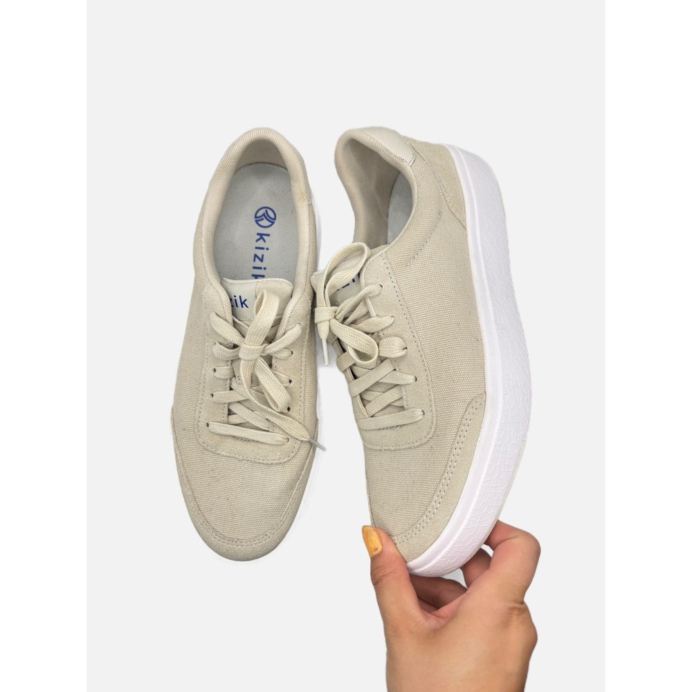 Kizik Womens Prague 2 Sneakers Cream Size 9 Womens